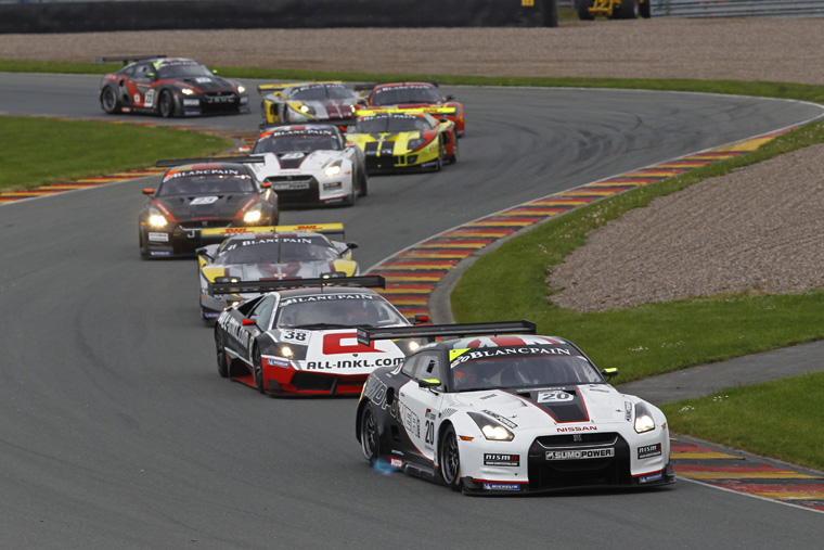 Nissan GT-R Race Scene Picture